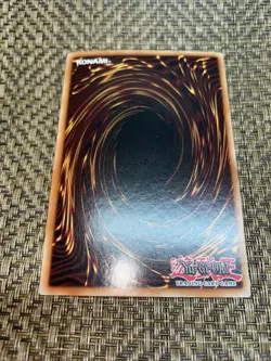Blue-Eyes White Dragon CT13-EN008 Ultra Rare Limited Edition Yu-Gi-Oh! - Image 4