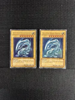 2x Blue-Eyes White Dragon SDK-E001 Ultra Rare Lot LP Yu-Gi-Oh Starter Deck Kaiba - Image 1