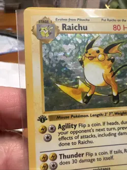 Pokemon TCG Shadowless Raichu Base Set Holo 14/102 1st Edition Rare - Image 3
