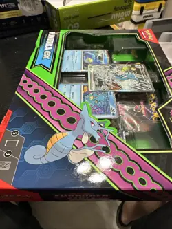 Pokemon TCG - Shrouded Fable Greninja and Kingdra EX Special Collection Sealed - Image 3