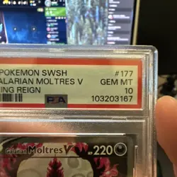 Galarian Moltres V 177/198 Chilling Reign Pokemon PSA 10 - Image 3