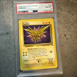 1999 Pokemon Fossil Zapdos #30/62 English PSA 8 Near Mint Unlimited - Image 1