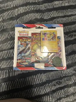 Pokemon TCG: Sword & Shield Battle Styles Blister Pack with 3 Booster Packs 820650808227 - Image 1