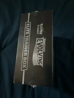 Pokemon TCG: Sword & Shield-Evolving Skies Elite Trainer Box ETB - Image 5