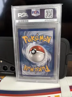 Pokemon TCG Arceus v Full Art Alt 166/172 Swsh09 Brilliant Stars PSA 10 Gem Mint - Image 2