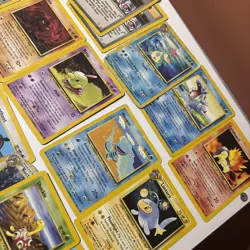 Lot Of 21 Vintage Pokemon Neo Genesis Cards Commons And Uncommons - Image 3