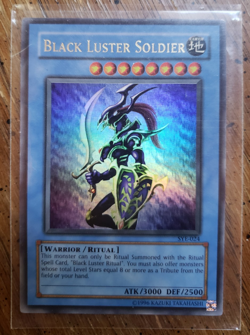 YUGIOH BLACK LUSTER SOLDIER SYE-024 LIGHT PLAY - Image 1