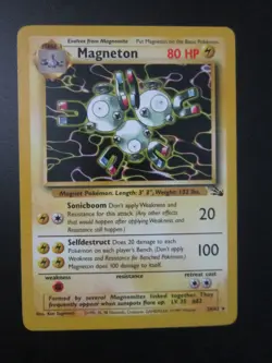 MAGNETON POKEMON CARD 26/62 FOSSIL RARE VINTAGE NON HOLO NEVER PLAYED NM- - Image 1