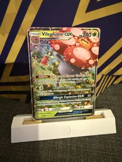 Pokemon Vileplume GX TCG Cosmic Eclipse Holo Card 4/236 Full Art Ultra Rare (NM) - Image 3