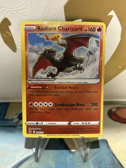 Radiant Charizard 020/159 Pokemon Crown Zenith Sword & Shield Ultra Rare NM - Image 1