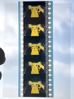 Pokemon 35mm Film Cell Strip Pokemon The First Movie Mewtwo vs. Mew - PIKACHU - Image 3