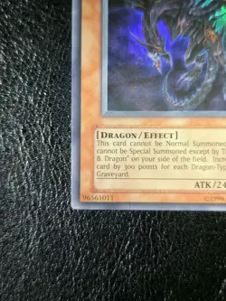 Yu-Gi-Oh! Red-Eyes Darkness Dragon Structure Deck SD1-EN001 Unlimited Ultra - Image 2