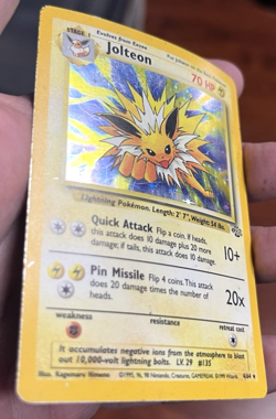 Pokemon TCG Jolteon Jungle 4/64 Holo Unlimited Holo Rare HP - Image 3