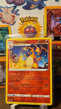 Pokemon Charizard Reverse Holo - 025/185 - Vivid Voltage - Near Mint - Image 1