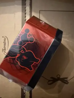 Pokemon TCG Destined Rivals Team Rocket’s Mewtwo Tin New & Sealed - Image 3