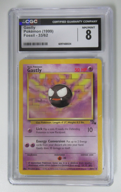 1999 Pokemon Fossil Gastly 33/62 CGC 8 - Image 1