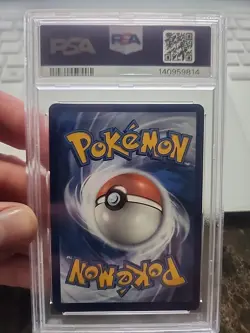 Pokemon Gold Secret Rare Celebrations Full Art FA/MEW #025 2021 PSA 9 Mint - Image 2