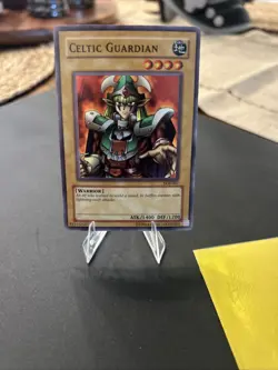 Yu-Gi-Oh! Celtic Guardian LOB-007 Super Rare Holo - Image 1