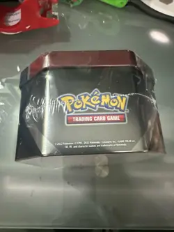 Pokemon V Heroes - 4 pack UMBREON V Tin - NEW FACTORY SEALED - Image 4