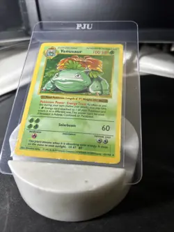 Pokemon TCG Venusaur Base Set Holo Shadowless Rare Card - Image 2