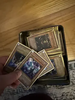 Konami Yu-Gi-Oh! Joey Collector Tin with loose cards - Image 4