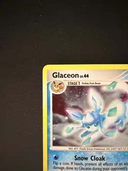Pokemon TCG Glaceon LV.44 Majestic Dawn Holo Rare Card 5/100 Swirl - Image 4