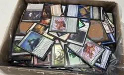 Unsorted Magic: The Gathering TCG and CCG Trading Cards (2000 Plus Cards) - Image 2