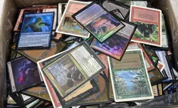 Unsorted Magic: The Gathering TCG and CCG Trading Cards (2000 Plus Cards) - Image 5