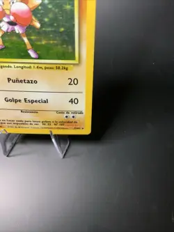 Hitmonchan Base Set 7/102 holo rare unlimited 1999 WOTC MP SPANISH Pokemon TCG - Image 3