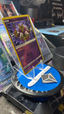 Radiant Alakazam Silver Tempest Ultra Rare Pokemon TCG 059/195 Sword & Shield NM - Image 2