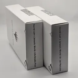 MTG Secret Lair Jurassic World Set Life Breaks Free & Dr. Ian Malcolm Non-Foil - Image 3