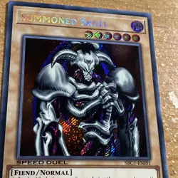 🔥 YUGIOH Summoned Skull - SBC1-ENI01 SECRET RARE HOLOFOIL 1st ED Near Mint 🔥 - Image 4