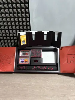 Pokemon - Team Rocket’s Moltres UPC - Box & Accessories - Playmat & coin & dice - Image 2