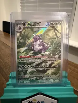 Pokemon TCG Nidoking Holo Illustration Rare Card 174/165 Scarlet & Violet - 151 - Image 1
