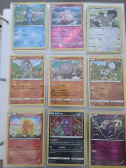 Pokemon Mid Era Binder Collection. 775+ Cards. LP-DMG. Holos. 2009-Present. - Image 2