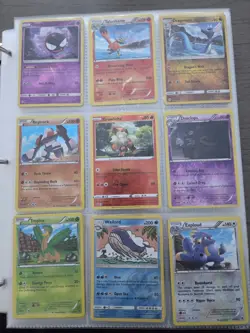 Pokemon Mid Era Binder Collection. 775+ Cards. LP-DMG. Holos. 2009-Present. - Image 3
