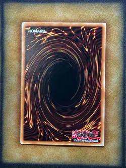 Yugioh Dark Magician 25TH-EN001 Ultra Rare 1st Ed NM - Image 2