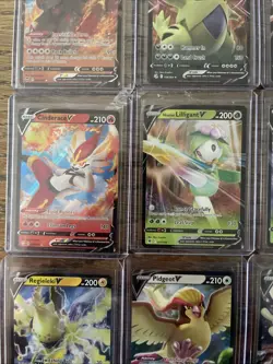 Pokemon TCG V Cards Lot Of 16 Cards (ZZ) - Image 5