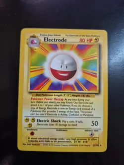 Electrode Base Set 21/102 Rare Pokemon Card NM - Image 1