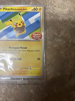 Pokemon Pikachu Berkemeja Batik 154/SV-P Stamped Indonesia Journey Promo Sealed - Image 4