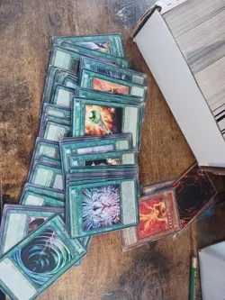 Lot Of Approx 400 YU-GI-OH TRADING CARDS. Vintage. Tcg - Image 3