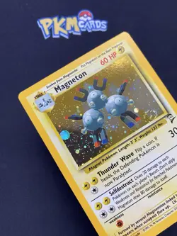 Pokemon TCG Magneton Base Set 2 9/130 Holo Rare Swirl LP. - Image 2