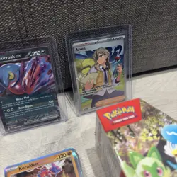 Pokemon TCG Scarlet & Violet Bundle Job Lot 220 Cards - Image 3