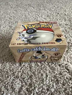 1999 Pokemon WOTC 1st Edition Fossil Booster Box *EMPTY* No Cards/packs - Image 1