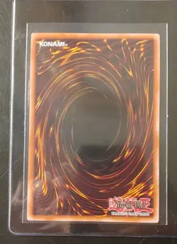YU-GI-OH! Blue Eyes White Dragon Quarter Century Rare NM KC01 Kaiba Briefcase - Image 3