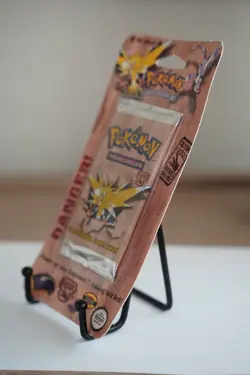 Pokemon Fossil Booster Blister Pack Zapdos Artwork 1999 WOTC Factory Sealed - Image 3