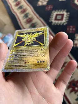 Pokemon Zapdos 19/110 - Legendary Collection - Reverse Holo - HP/DMG - Image 3