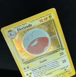 1999 Electrode MP Holo Rare Jungle 2/64 Unlimited Pokemon Card Vintage WOTC - Image 2
