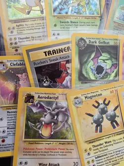 LP NM Lot Of 18 ALL HOLOS VINTAGE POKEMON CARD COLLECTION WOTC TCG Venusaur - Image 5