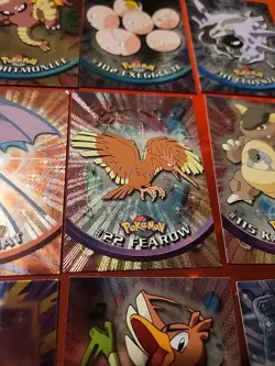 Topps Pokemon 1998 Rainbow Foil Holo 13 Card Lot Alakazam Hypno Hitmonlee & More - Image 4